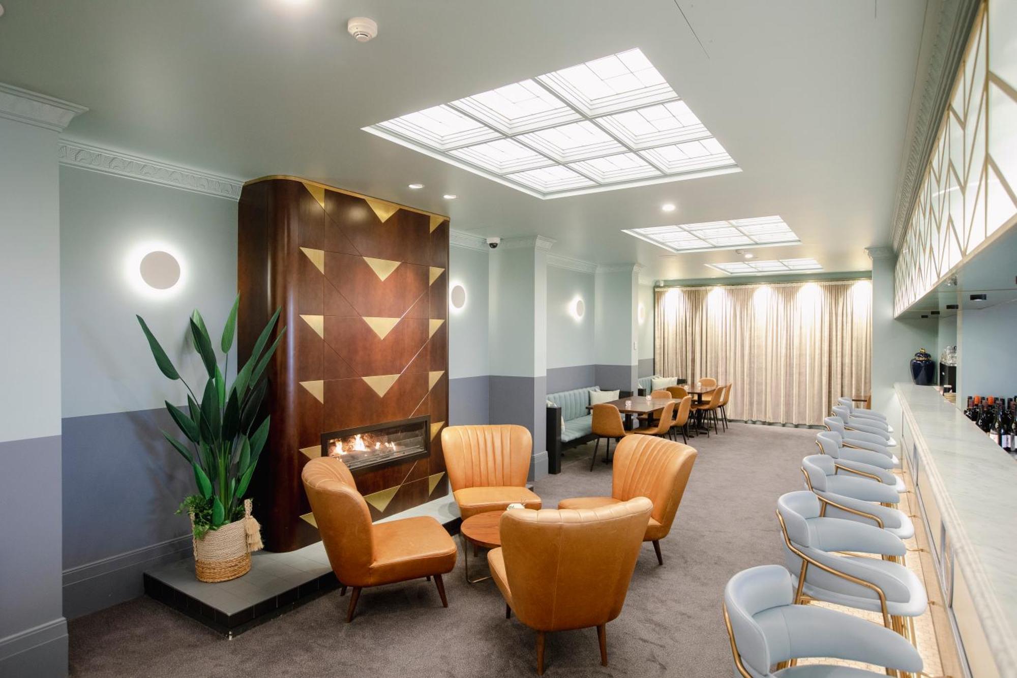 Tattersalls Hotel Armidale Kültér fotó